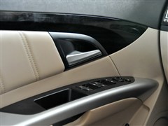 ��������,��D70,2013�� 2.3T ��Ӣ��,��������ʵ��ͼƬ