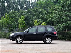 2010 2.5XS Զ