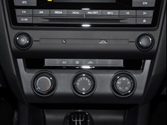 Ϻ˹´,,2015 1.6L ֶ°,пطʵͼƬ