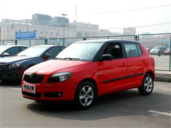 Ϻ˹´,,2011 1.6L Զڰ,ʵͼƬ