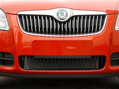 2011 1.6L Զ