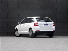 2014 1.6L ֶ
