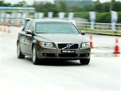 ֶS80L 2010 2.5T а