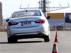 2011 2.4L Զ