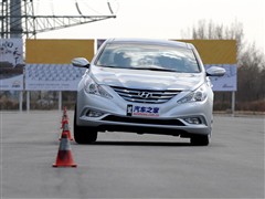 2011 2.4L Զ