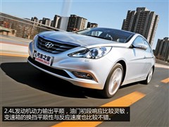 2011 2.4L Զ