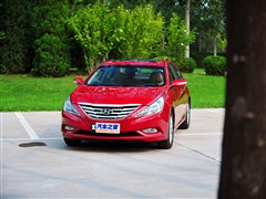2011 2.0L Զ
