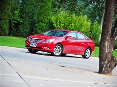 2011 2.0L Զ