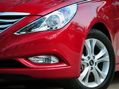 2011 2.0L Զ