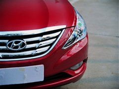 2011 2.0L Զ