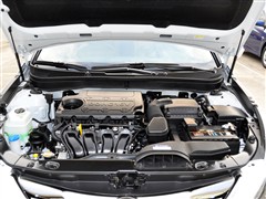 2011 2.0L Զ