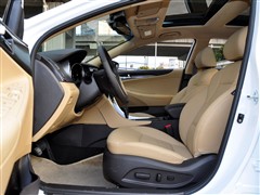 2011 2.0L Զ
