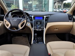 2011 2.0L Զ