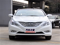 2011 2.0L Զ