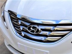 2011 2.0L Զ
