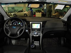 2011 2.0L Զ