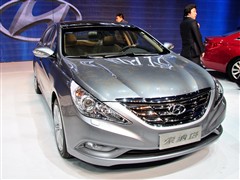 2011 2.4L Զ
