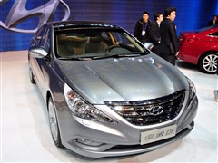 2011 2.4L Զ