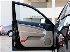 2011 1.8 ʰ MT