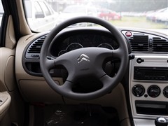 2010  1.6L ֶƼ