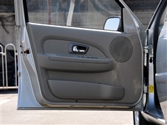 2011  1.6L ֶƼ