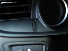 2010 2.3L Զ