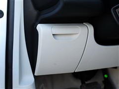 2010 2.3L Զ