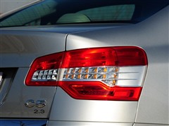 2010 2.3L Զ