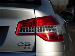 2010 2.3L Զ