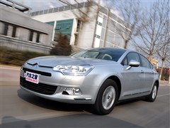 2010 2.3L Զ