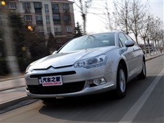 2010 2.3L Զ