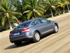 2010 2.3L Զ