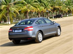 2010 2.3L Զ
