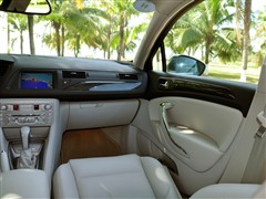 2010 2.3L Զ