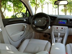 2010 2.3L Զ