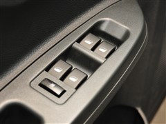 ���һ��,��־V5,2012�� 1.5L �ֶ���ȡ��,��������ʵ��ͼƬ