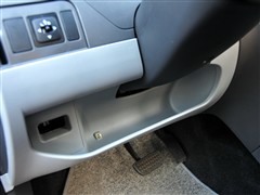 ���һ��,��־V2,2010�� 1.3L AMT�콢��,�пط�����ʵ��ͼƬ