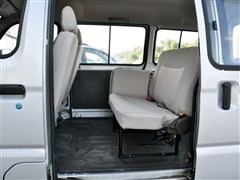 2011�� 1.0L ������LJ465QE1