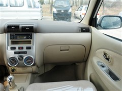 һ������,ɭ��M80,2009�� 1.5L �ֶ�5��������,�пط�����ʵ��ͼƬ