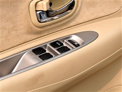 һ������,ɭ��M80,2009�� 1.5L �ֶ�5��������,��������ʵ��ͼƬ