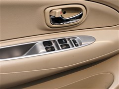 һ������,ɭ��M80,2009�� 1.5L �ֶ�7����׼��,��������ʵ��ͼƬ