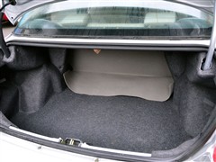 2011�� 1.3L �ֶ���Ӣ��