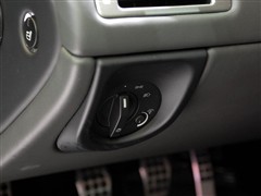 ˹١,V12 Vantage,2009 6.0L Manual Coupe,пطʵͼƬ