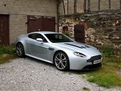 ˹١ V12 Vantage