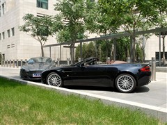 ˹١,V8 Vantage,2008 4.7 Sportshift Roadster,ʵͼƬ