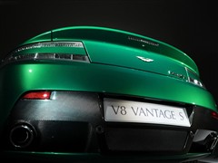 ˹١,V8 Vantage,2012 4.7 S Roadster,ϸʵͼƬ