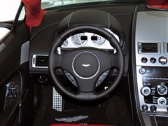 ˹١,V8 Vantage,2011 4.7 Sportshift Roadster,пطʵͼƬ