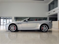 ˹١,V8 Vantage,2011 4.7 Sportshift Roadster,ʵͼƬ