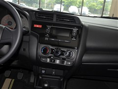 2014 1.5L LX ֶ