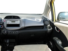 2011 1.3L Զʰ